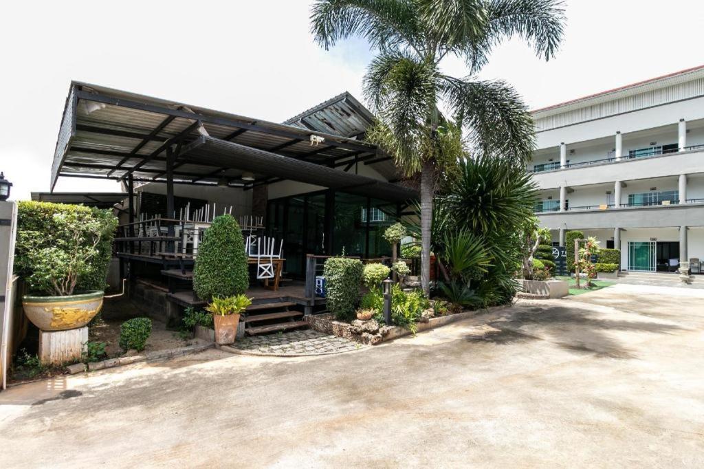 Oyo 75305 T Park Pak Chong Hotel Mu Si Buitenkant foto