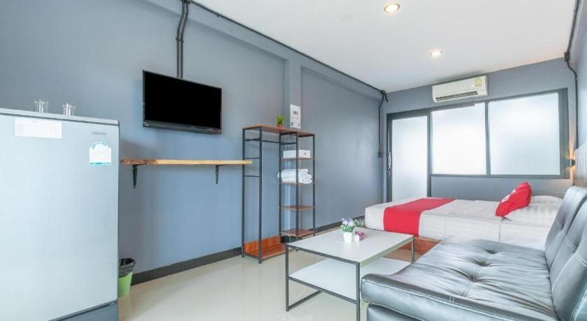 Oyo 75305 T Park Pak Chong Hotel Mu Si Buitenkant foto
